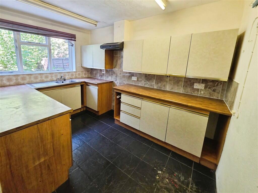 House in Southampton - View 4