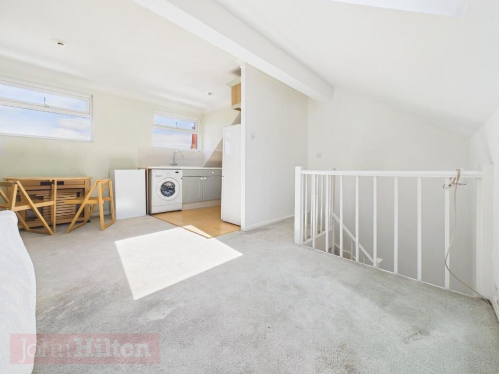 Apartment in Brighton, Queen's Park - View 4