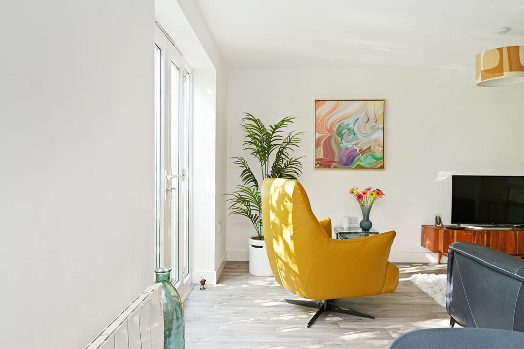 Apartment in Chesterfield, Derbyshire - More