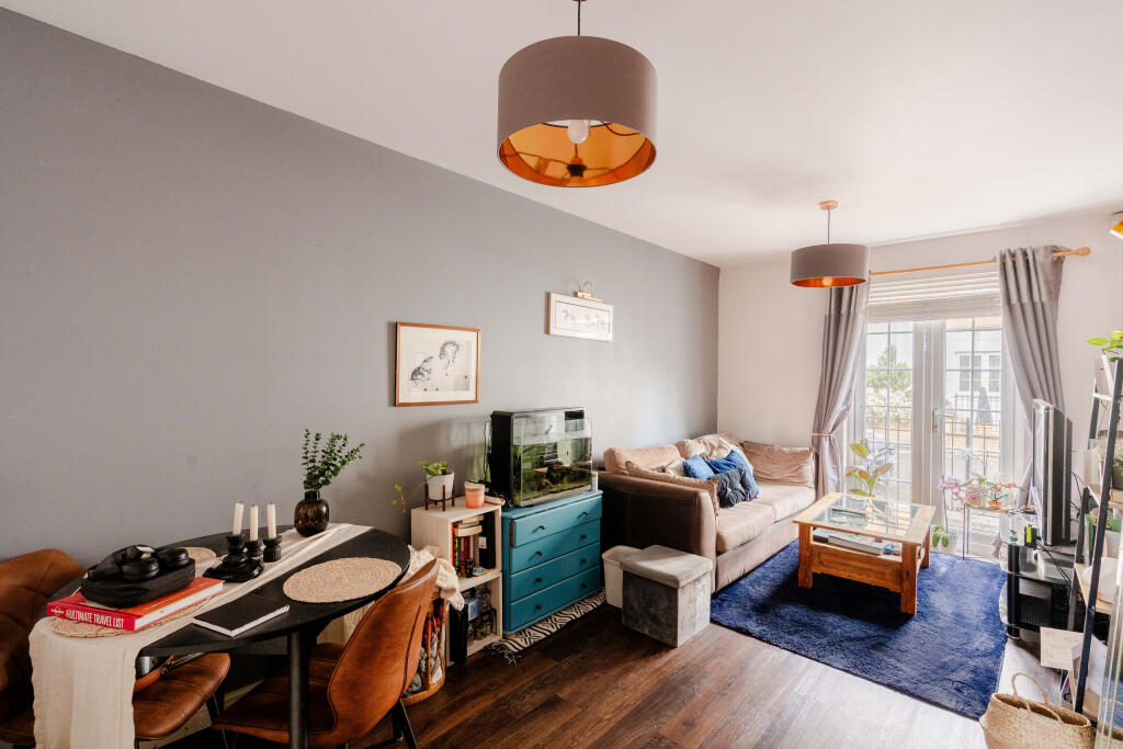Apartment in Bristol - View 4