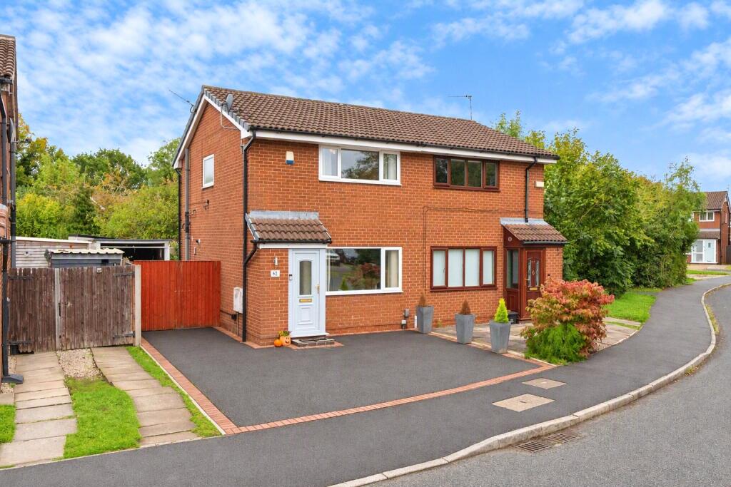Main image of property: Dove Close, Birchwood, Warrington, Cheshire, WA3
