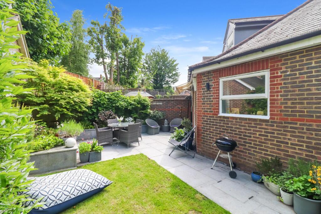 Additional image 13 of Ladysmith Road, St. Albans, Hertfordshire, AL3