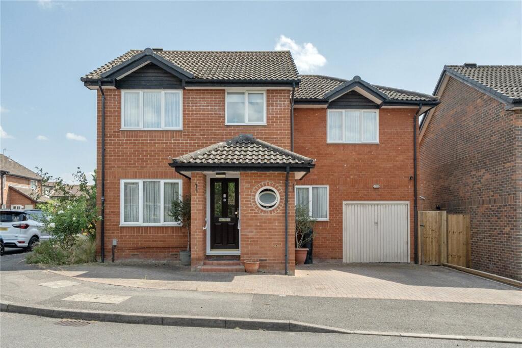 Main image of property: Wiggett Grove, Binfield, Bracknell, Berkshire, RG42