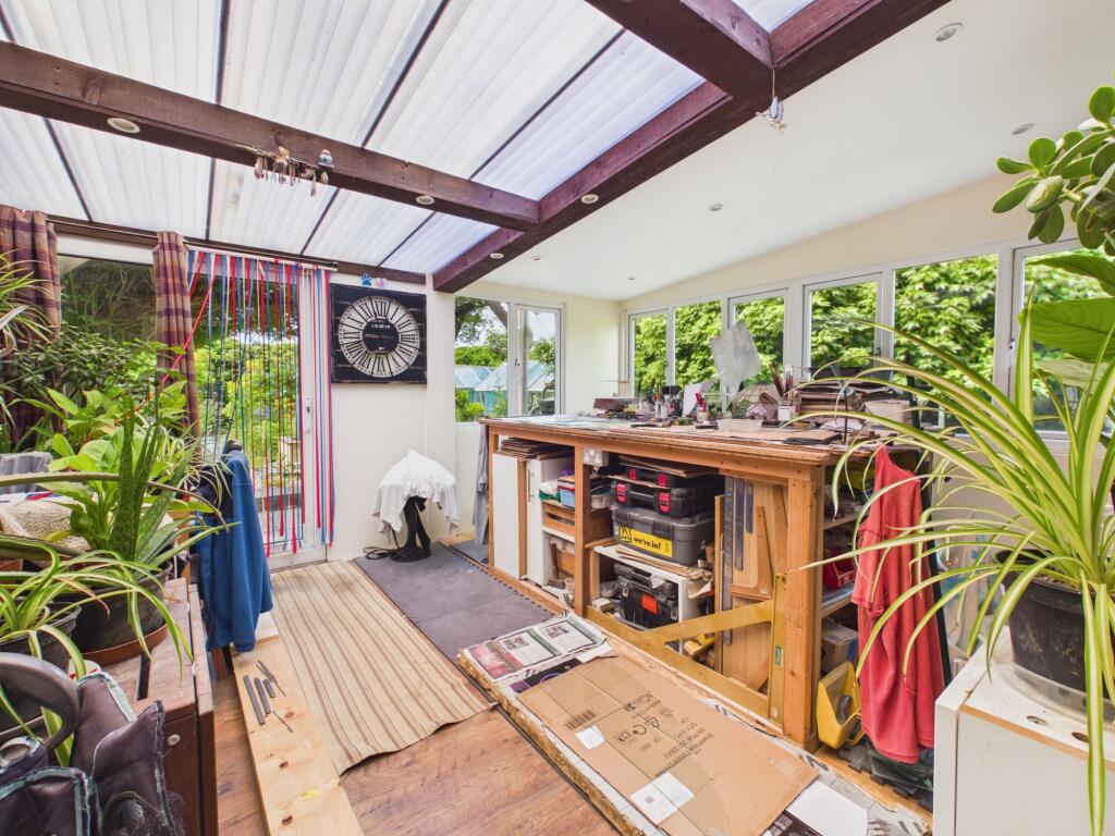 Marlow Road, Towcester, NN12 - View 6
