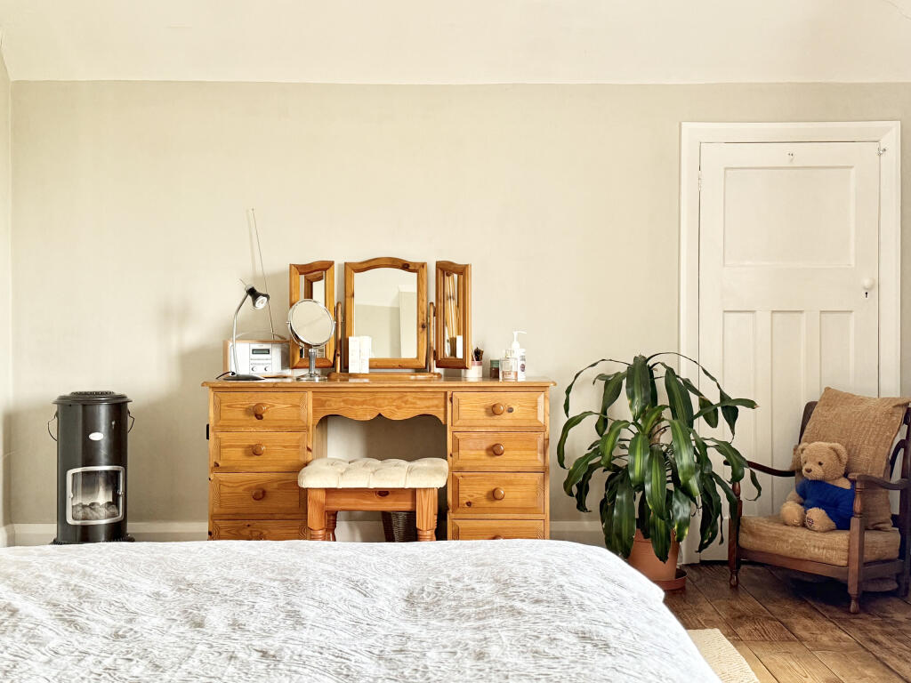 Additional image 24 of Ilchester Road, Yeovil, Somerset