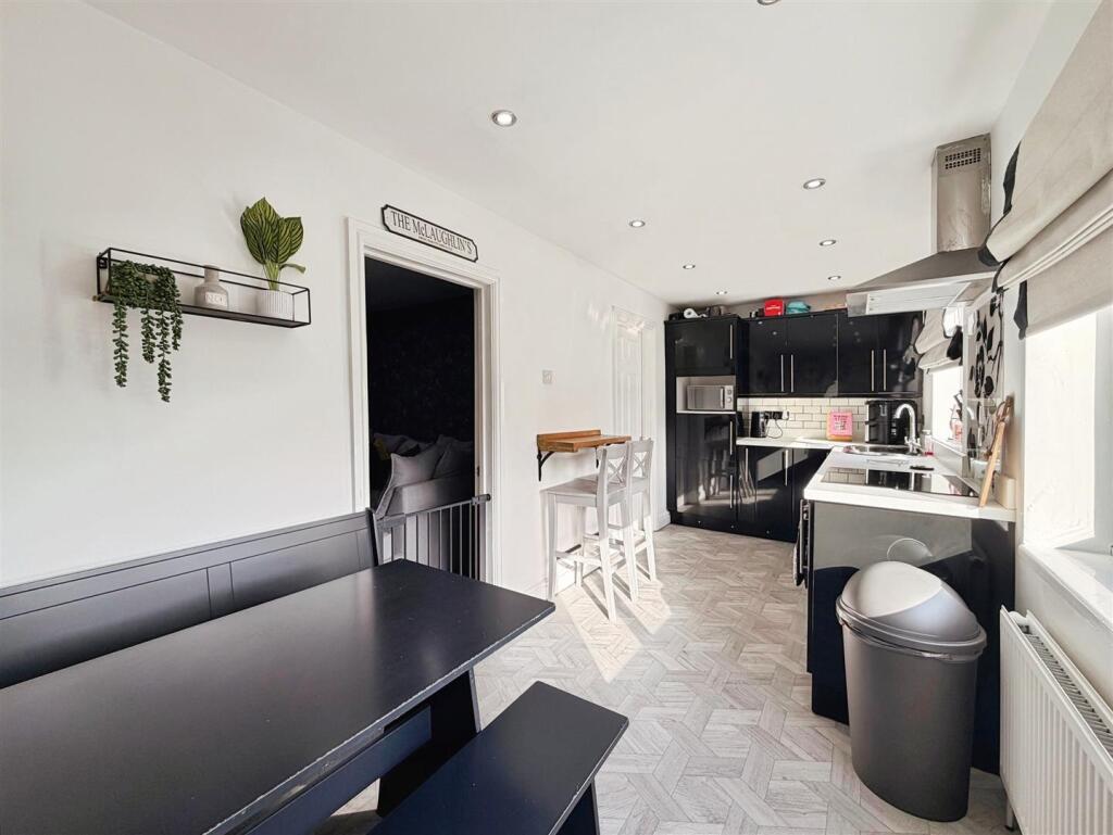 House in Worksop, Costhorpe, Carlton-in-Lindrick - View 5