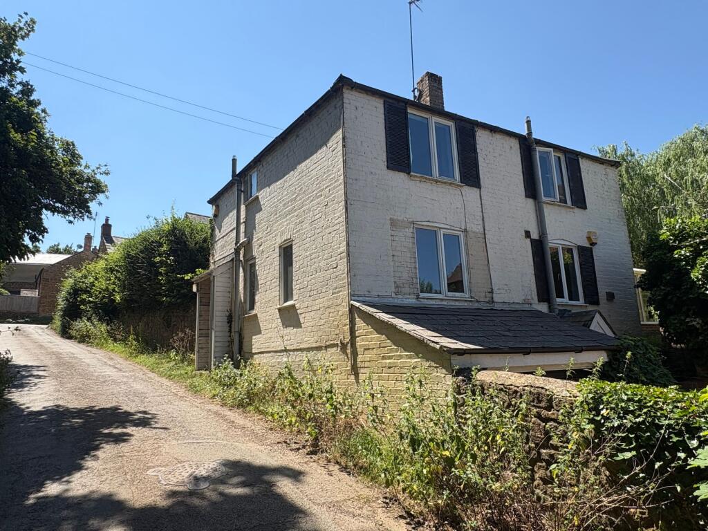 Main image of property: Park Hill, Hook Norton, OX15