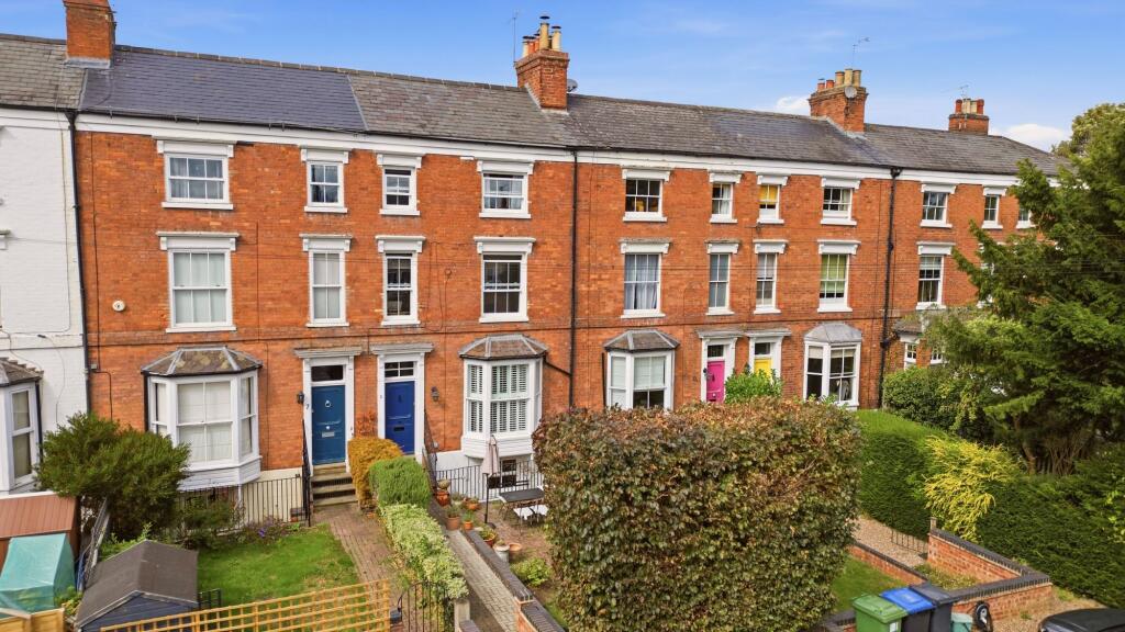 Main image of property: Clarendon Road, Kenilworth, CV8
