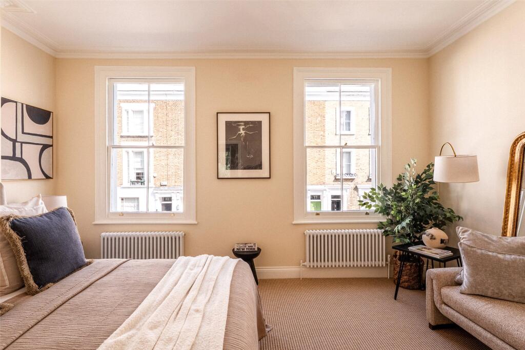 House in London, Royal Borough of Kensington and Chelsea - View 4