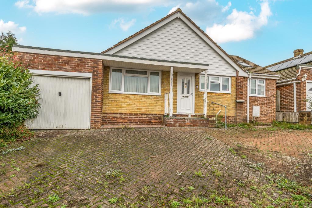 3-bed detached on Newbury, Berkshire, RG14, £400,000