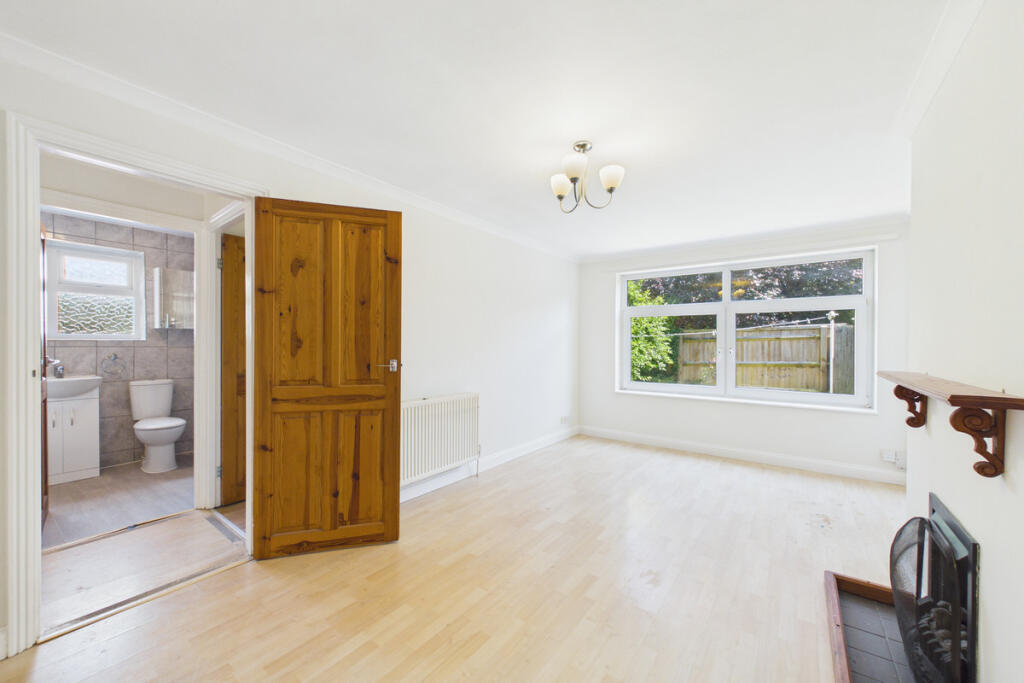 Apartment in Hemel Hempstead - View 5