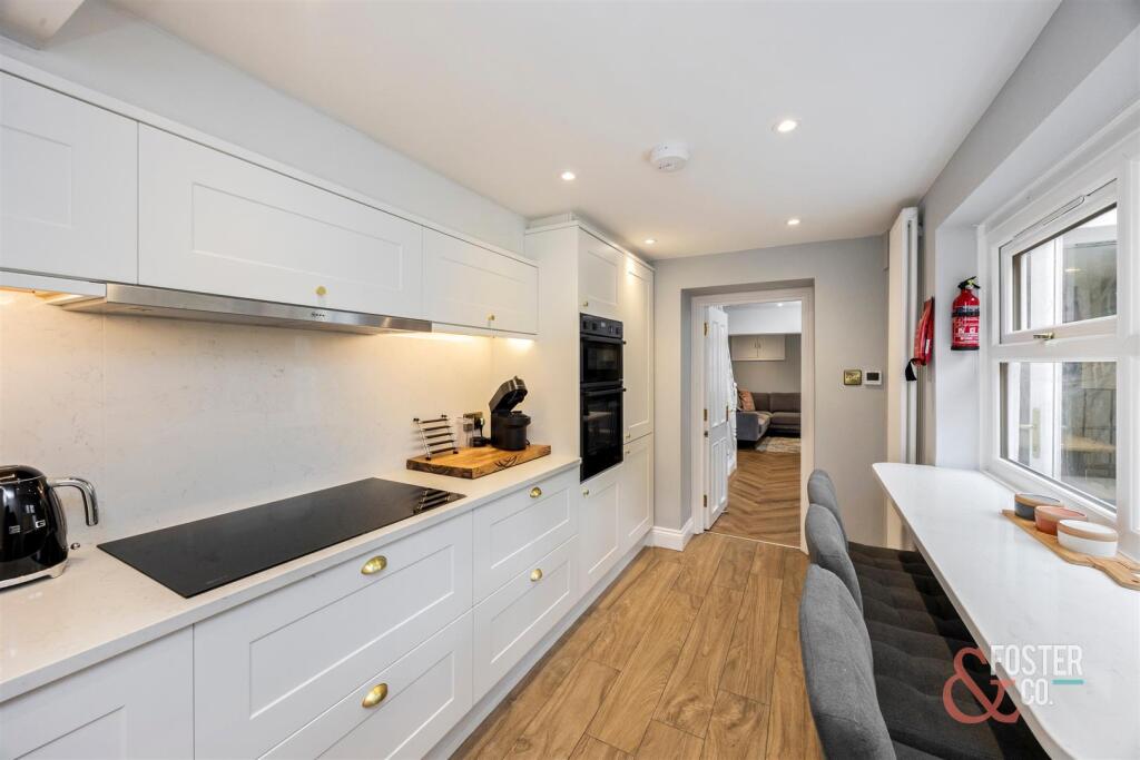 House in Brighton, Round Hill - View 4