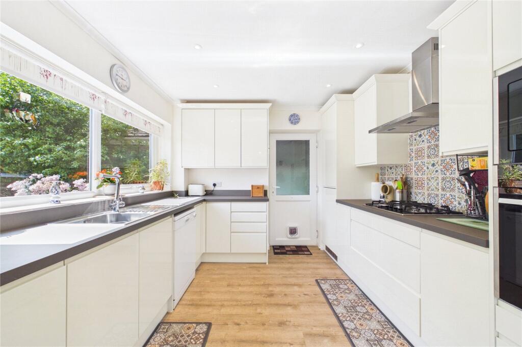 House in Basingstoke and Deane, Silchester - View 5