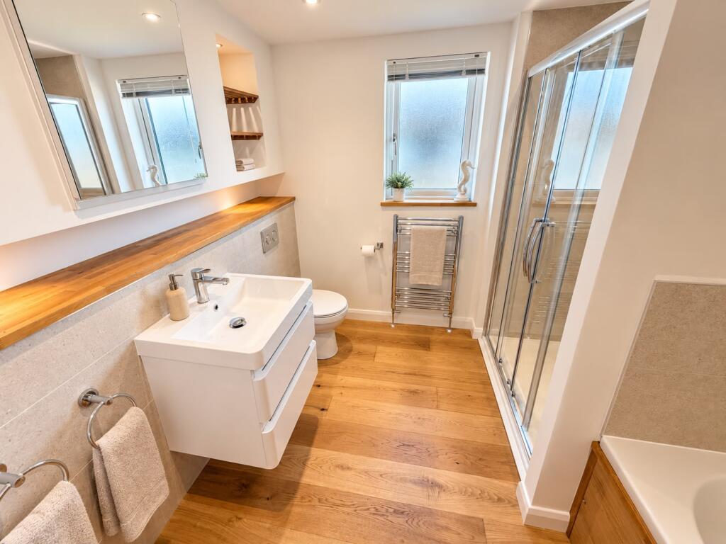 House in Plymouth - View 5