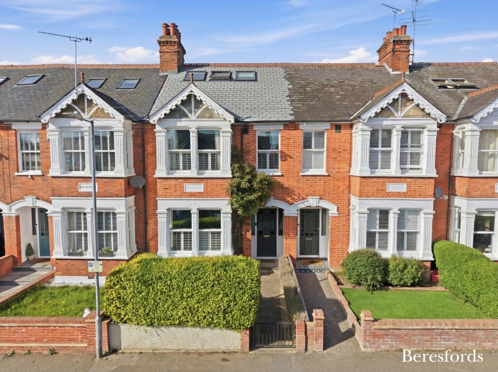 Main image of property: Park Road, Brentwood, CM14