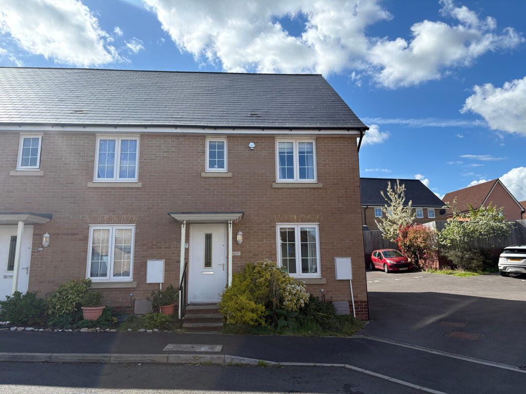 Main image of property: Mallory Road, Wyndham Park, Yeovil, Somerset, BA21 5GB