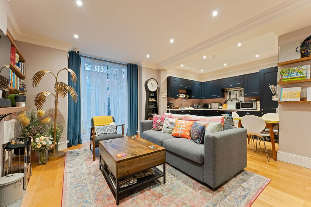 Main image of property: Maeve House, New Street, SP1