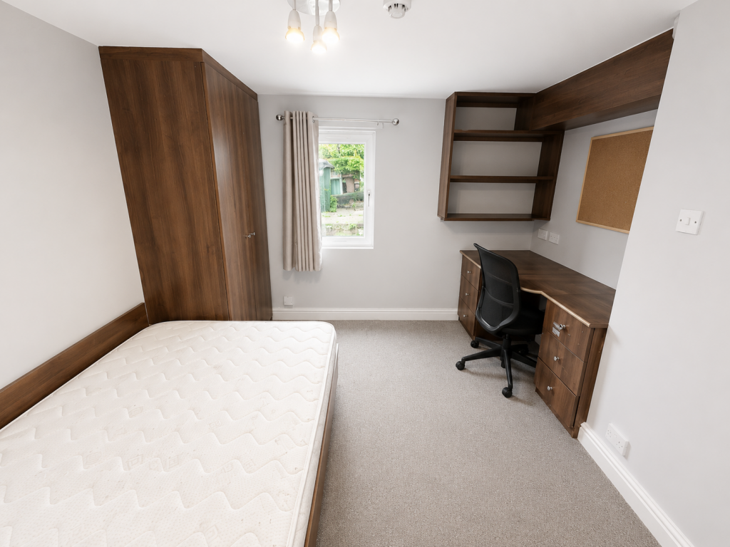 Main image of property: Room 4, St Anns Mount, Burley, Leeds
