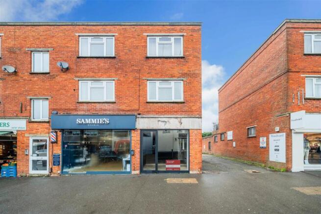 HIGH STREET, 25 (1)_Option.jpg