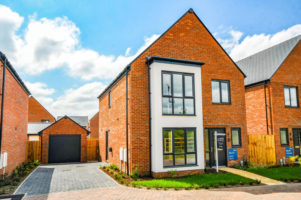 Banham Drive, Beaulieu, Chelmsford photo 4
