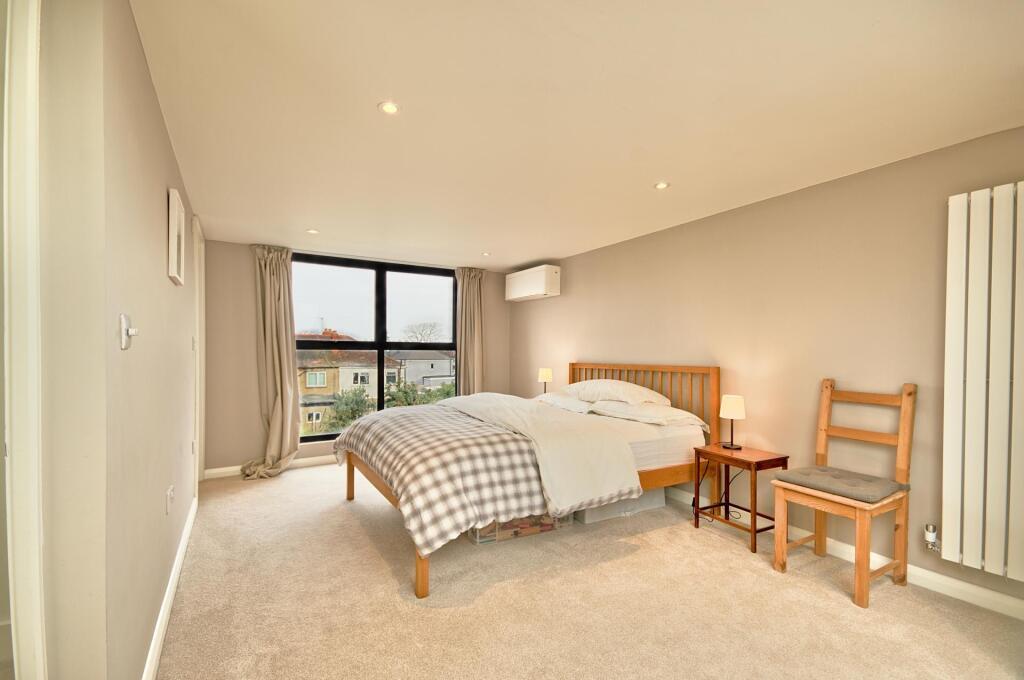 House in London - More