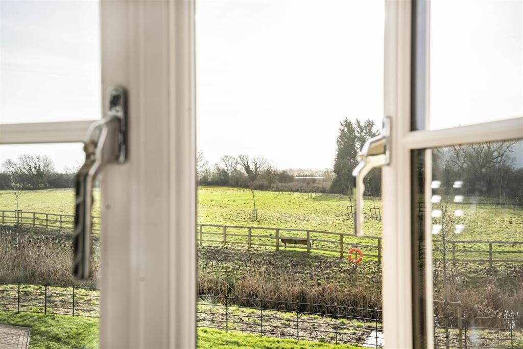 House in Cherwell, Launton - View 5