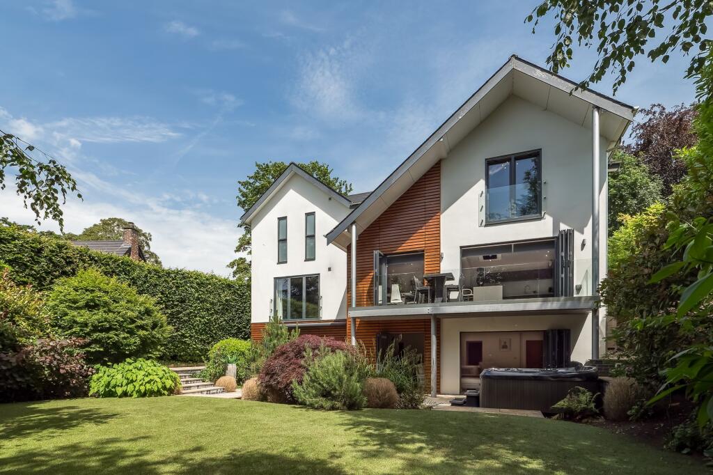Main image of property: 15 Butley Lanes, Prestbury, SK10