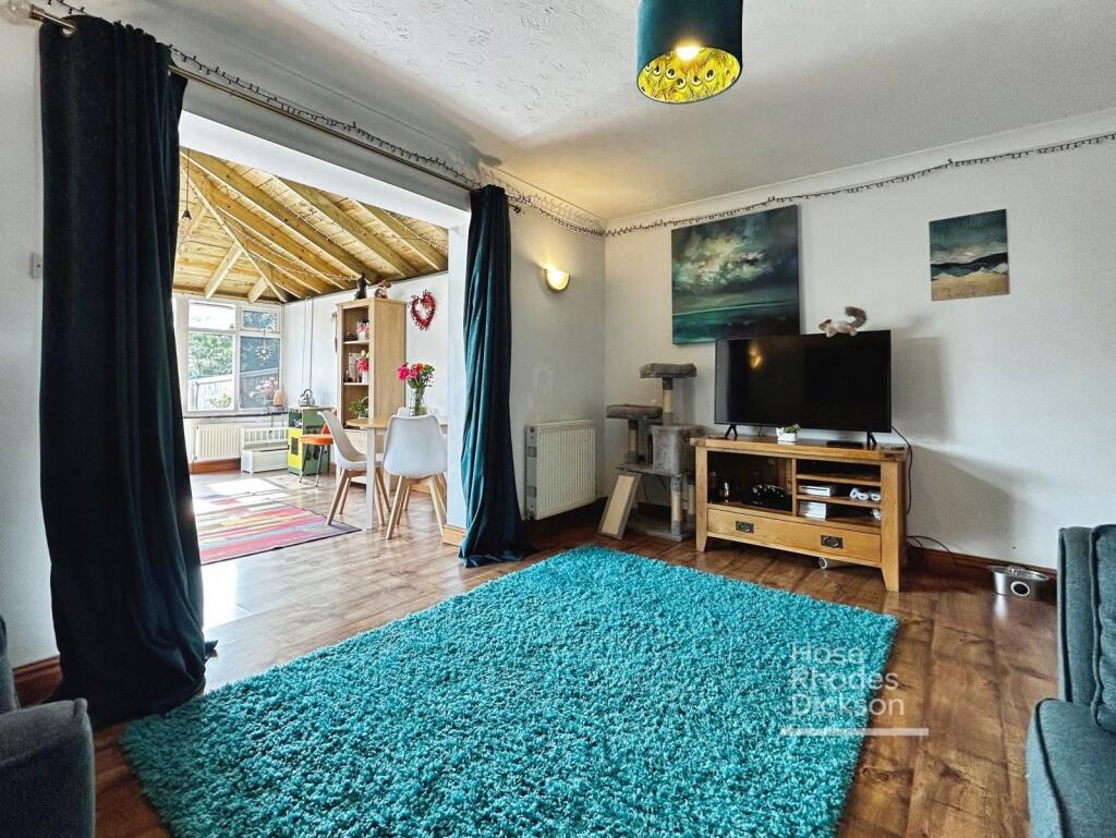 House in Cowes, Northwood - View 6
