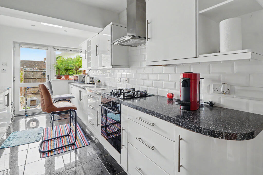 House in Stevenage, Chells - More