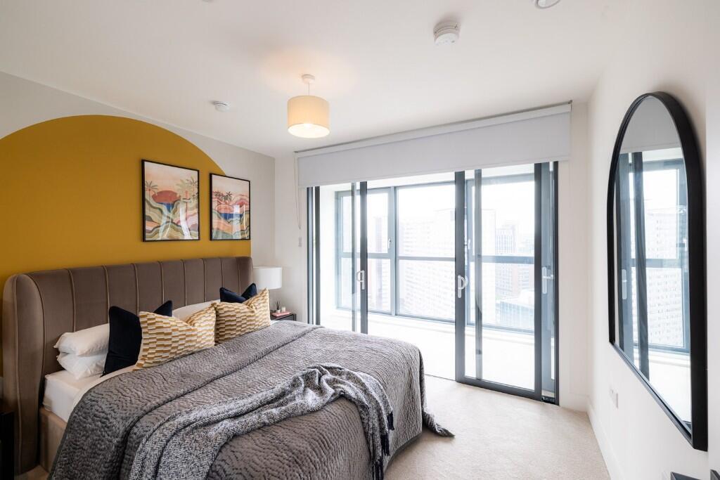 Main image of property: 6-44 Station Road, Croydon, CR0 2YT