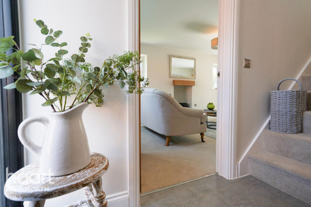 Main image of property: Spa Farm Court, Stratford-upon-Avon