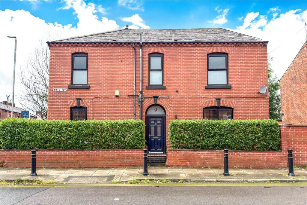 Main image of property: Main Street, Failsworth, Manchester, M35