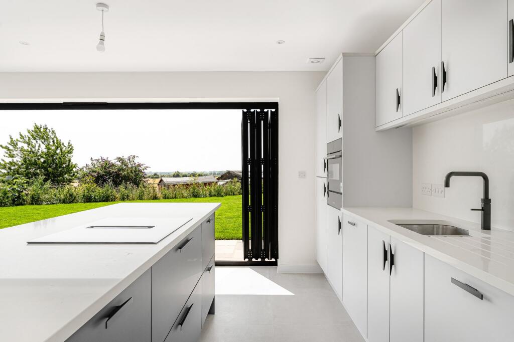 House in Cotswold, Chedworth - View 4
