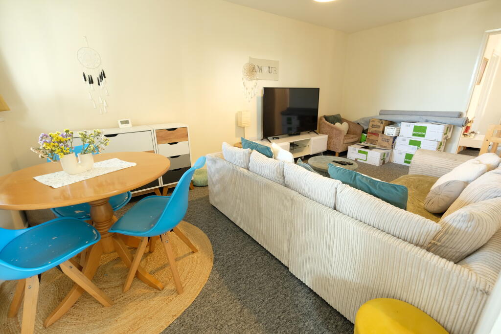 Apartment in New Forest, Fawley - View 2