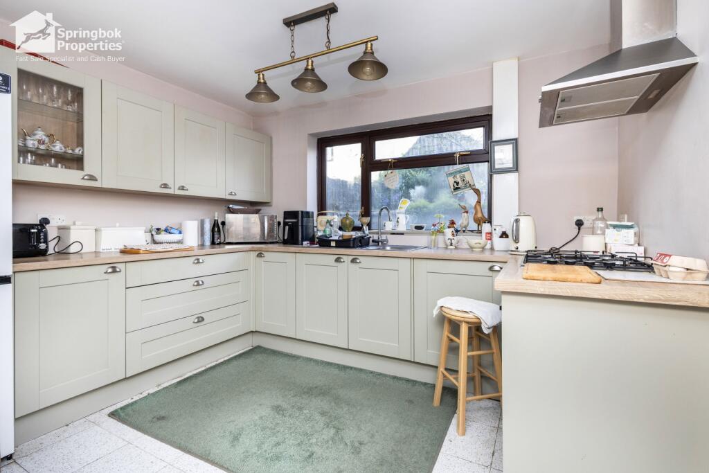 House in Mid Glamorgan, Ogmore Valley - More