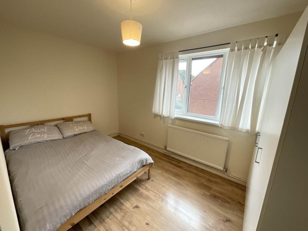 House in London - View 4