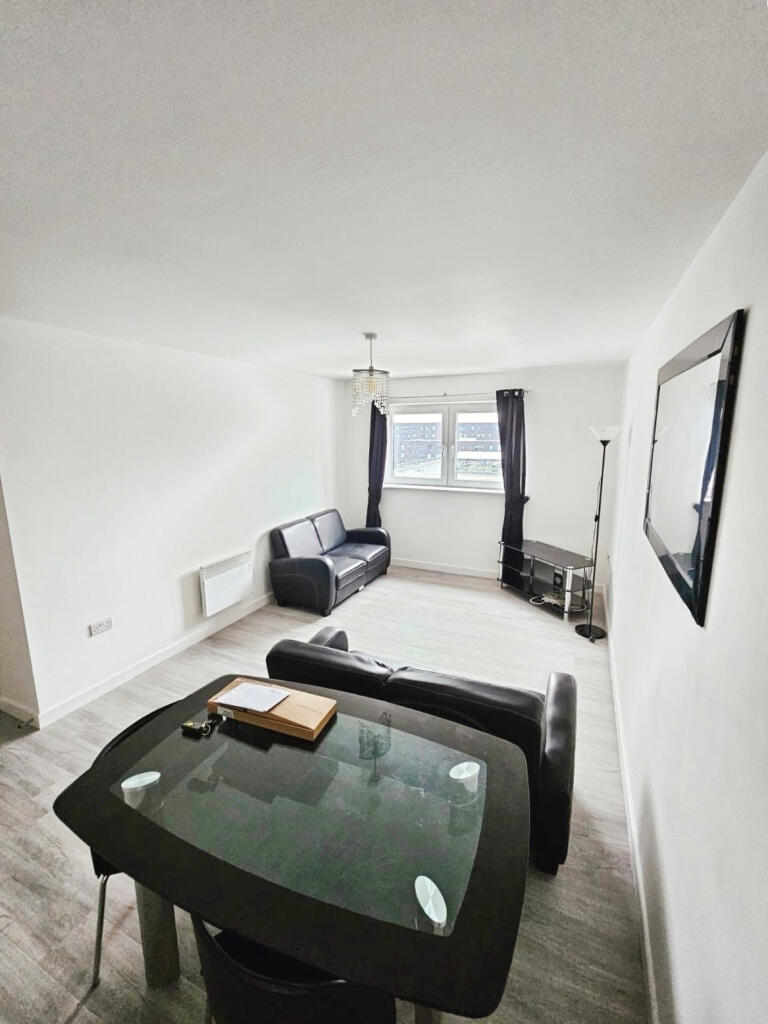 Apartment in Manchester - More