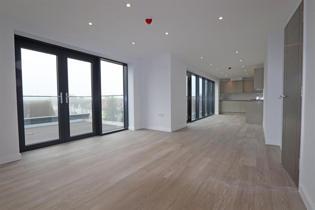 Main image of property: London Road, Westcliff-On-Sea