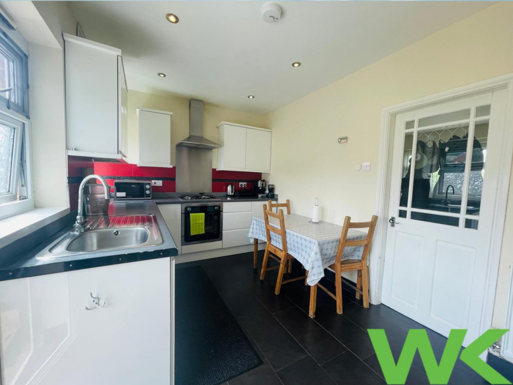 Marsh Lane, West Bromwich, B71 photo 4