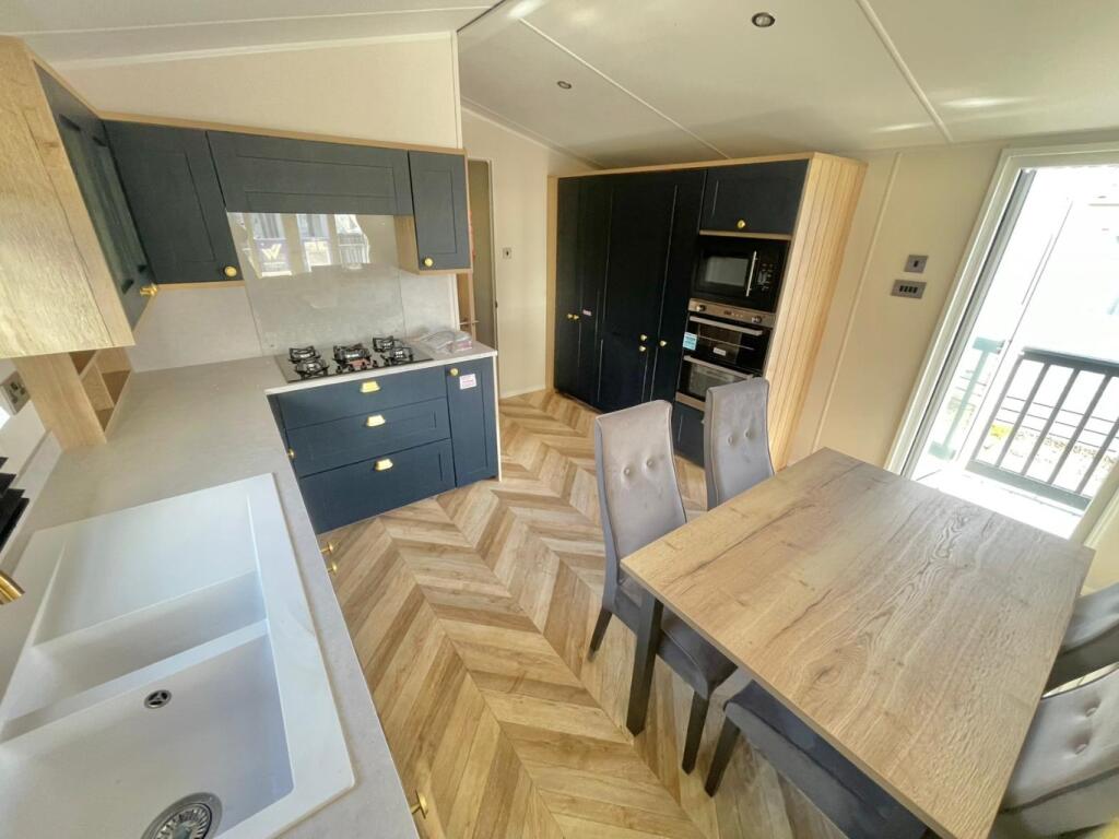 Dover Caravan Park, Blackpool, FY3 photo 5