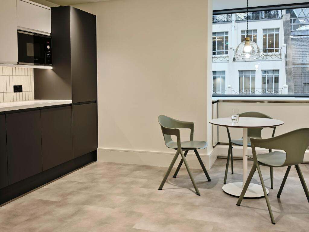 36 Leadenhall Street Cat B 10.jpg