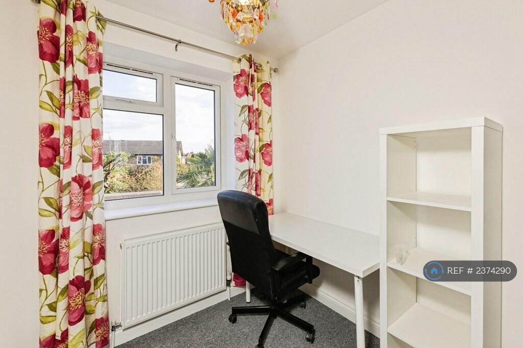 House in Reading - View 4