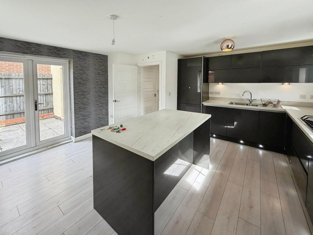 House in Swansea - View 5