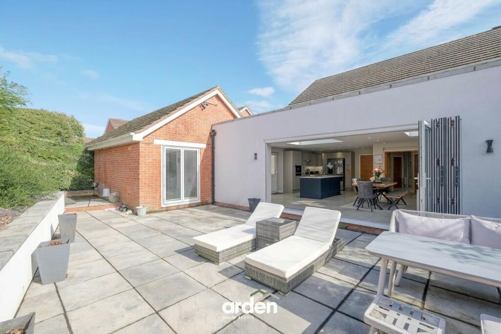 Additional image 3 of Pink Green Lane, Redditch, B97