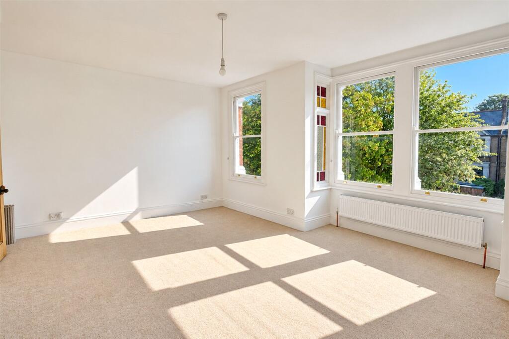 Micheldever Road, Lee, London, SE12 photo 4
