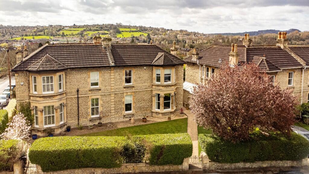 Newbridge Hill, Bath, Somerset, BA1