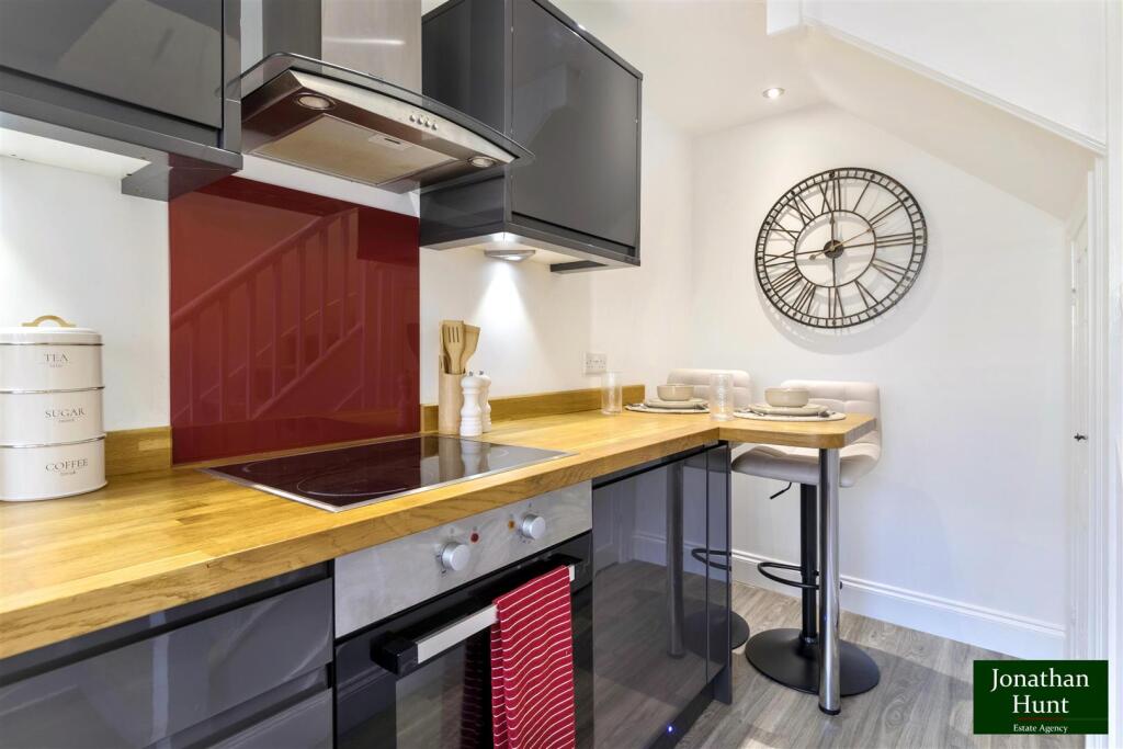 Apartment in Stevenage - View 5