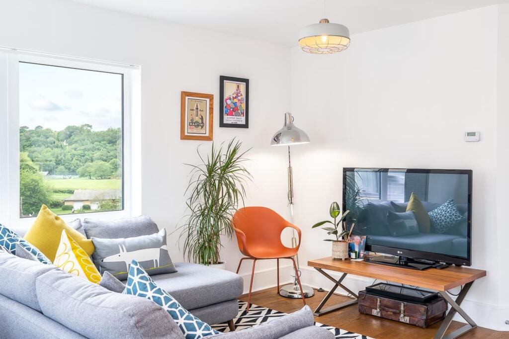 Apartment in East Hertfordshire, Hertford - More