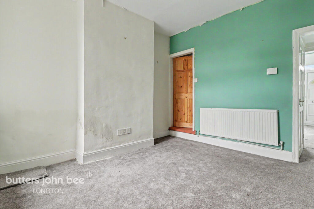 House in Stoke-on-Trent - View 5