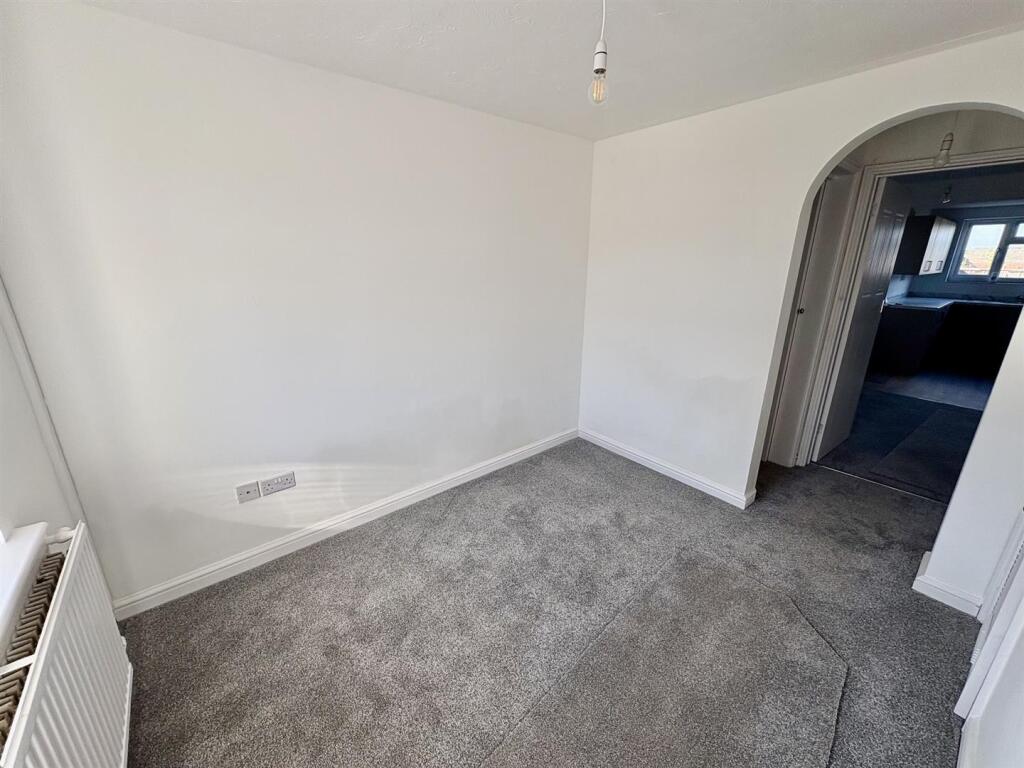 House in Swindon - View 5